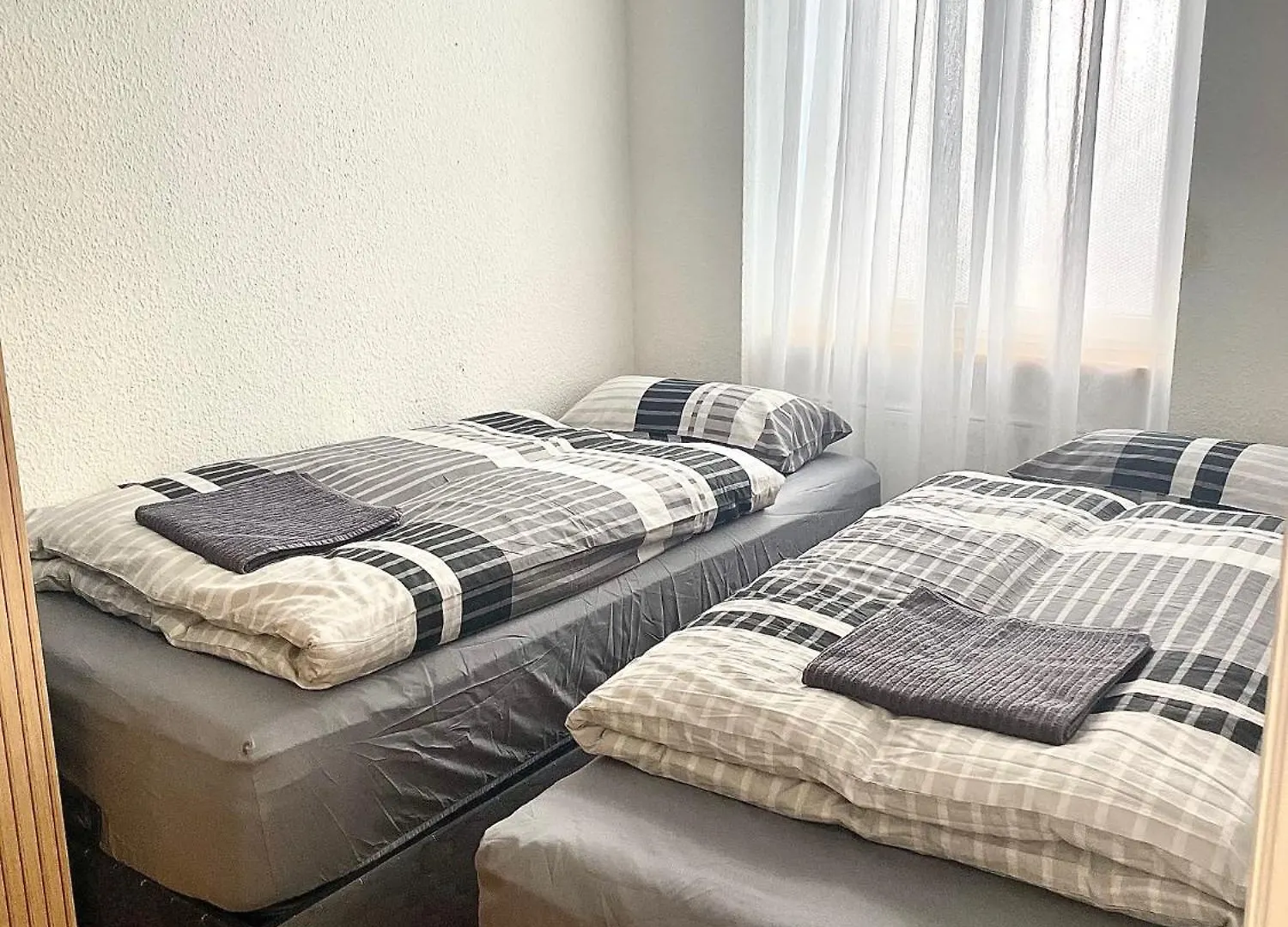 Sehr Zentrale Wohnung Fuer Bis Zu 6 Gaeste - Nah Gelegen Zum Kurfuerstendamm, Potsdamer Platz Und Kreuzberg In 10 Minuten Berlin Daire