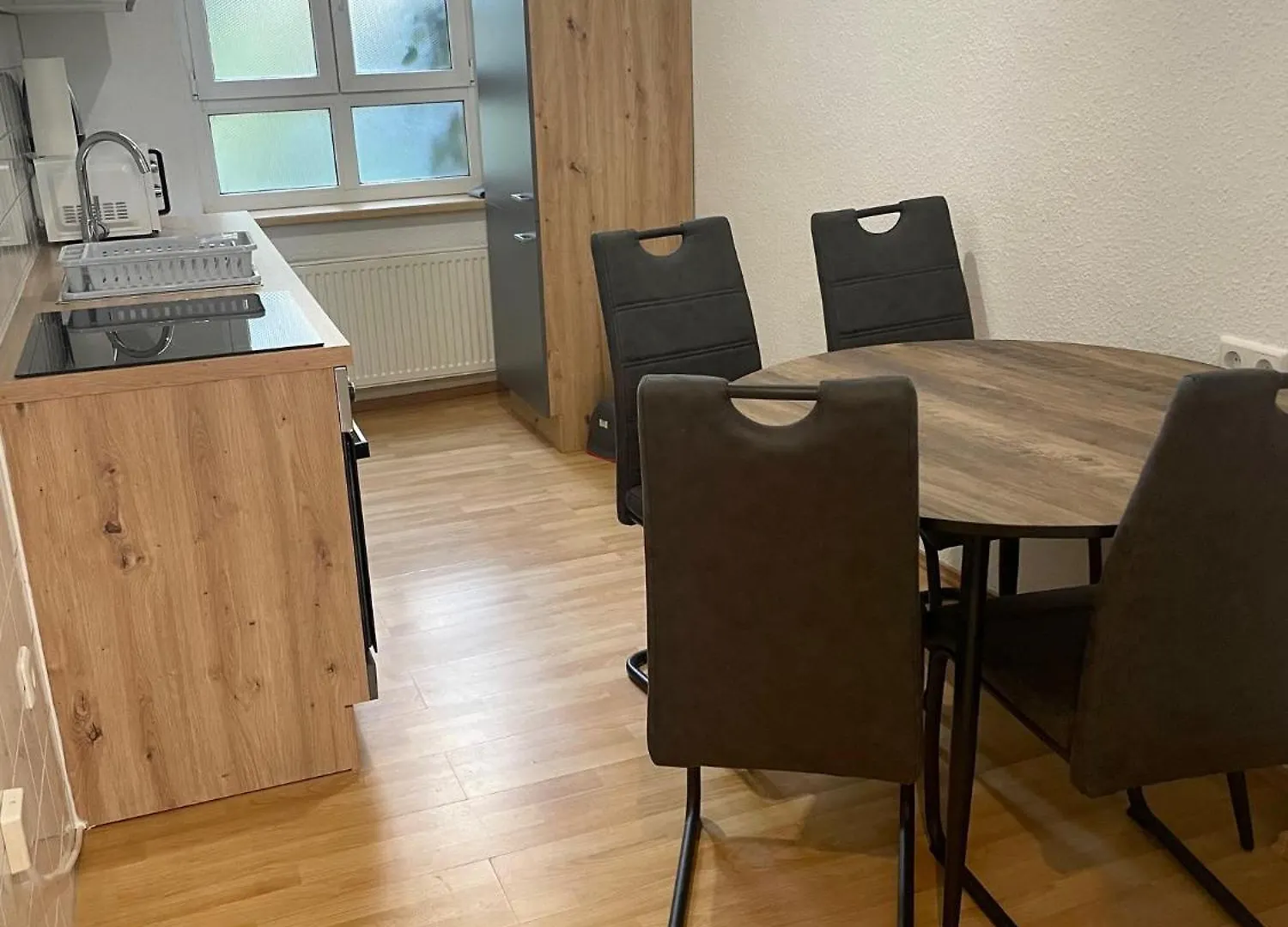 Daire Sehr Zentrale Wohnung Fuer Bis Zu 6 Gaeste - Nah Gelegen Zum Kurfuerstendamm, Potsdamer Platz Und Kreuzberg In 10 Minuten Berlin