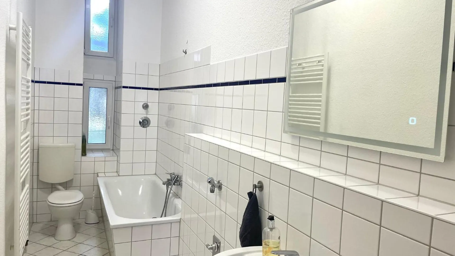 Sehr Zentrale Wohnung Fuer Bis Zu 6 Gaeste - Nah Gelegen Zum Kurfuerstendamm, Potsdamer Platz Und Kreuzberg In 10 Minuten Berlin Daire